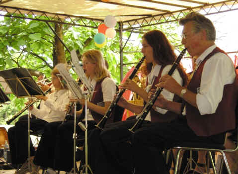 musique-clarinettes.jpg (174352 octets)