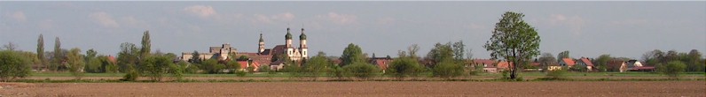 le village vu de la Nationale 83